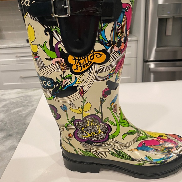 EUC Sakroots Rubber Rain Boots - Picture 4 of 12
